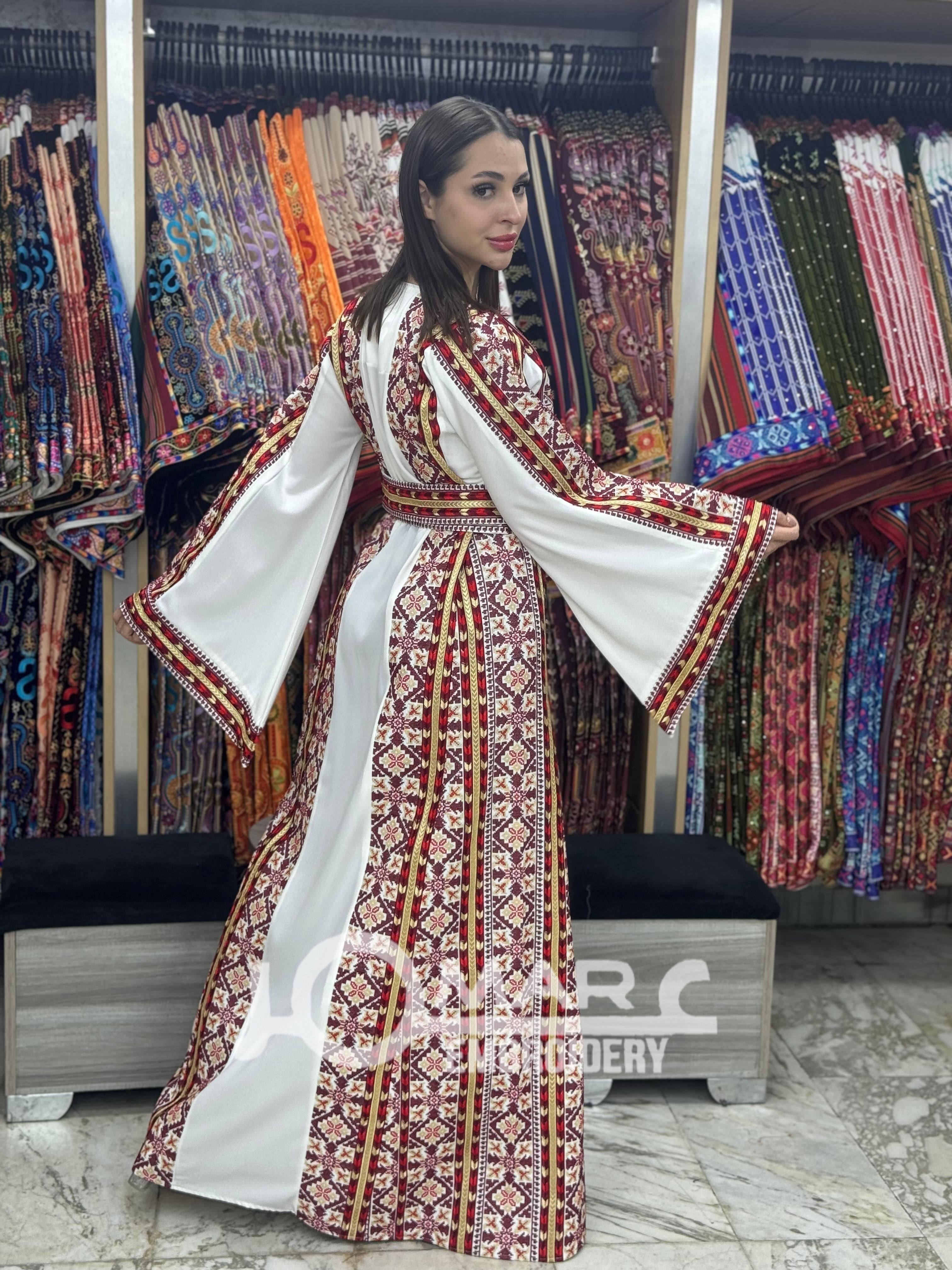 Embroidery Delicate with Stone Embroidery Thobe