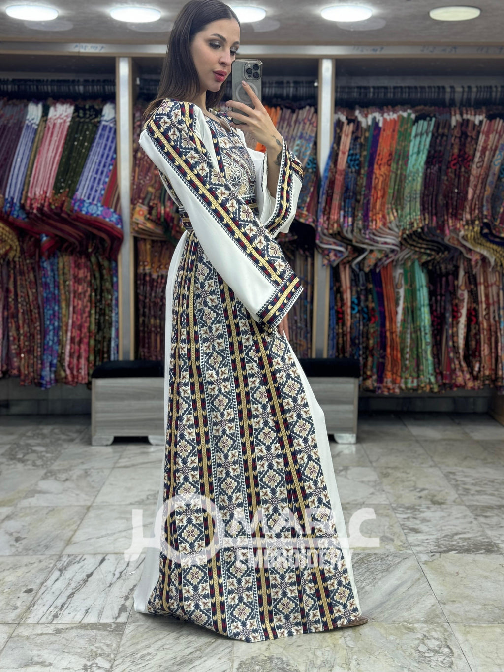 Embroidery Delicate with Stone Embroidery Thobe