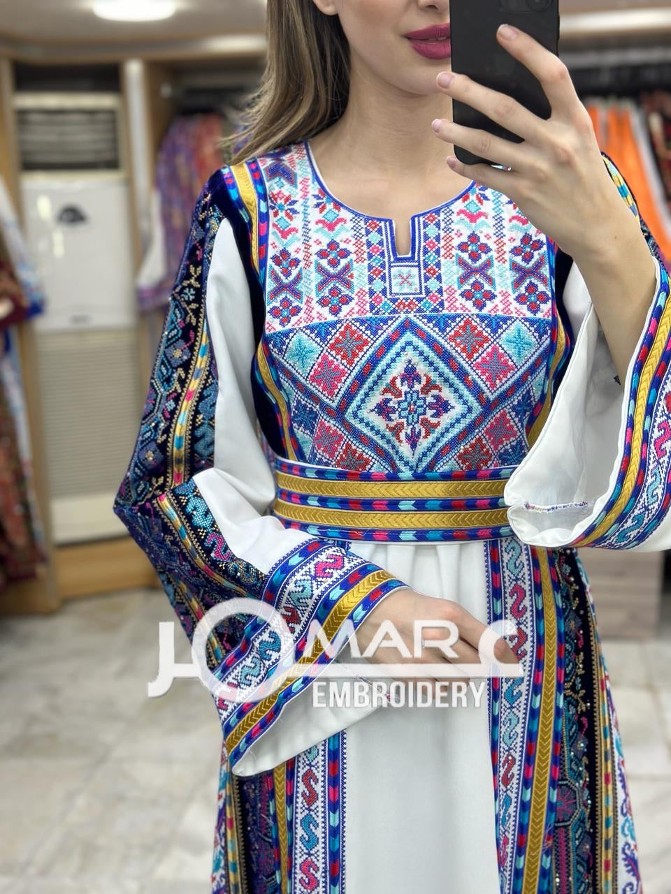 Thoub Embroidery Stone Thobe with Matching Embroidery Belt