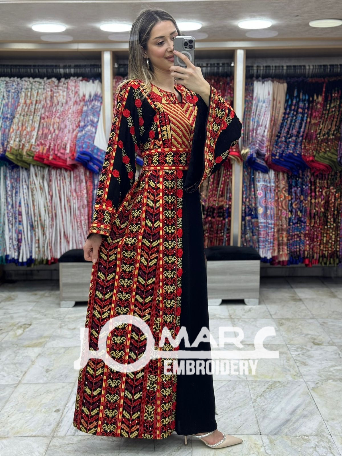 Embroidery Delicate with Stone Embroidery Thobe