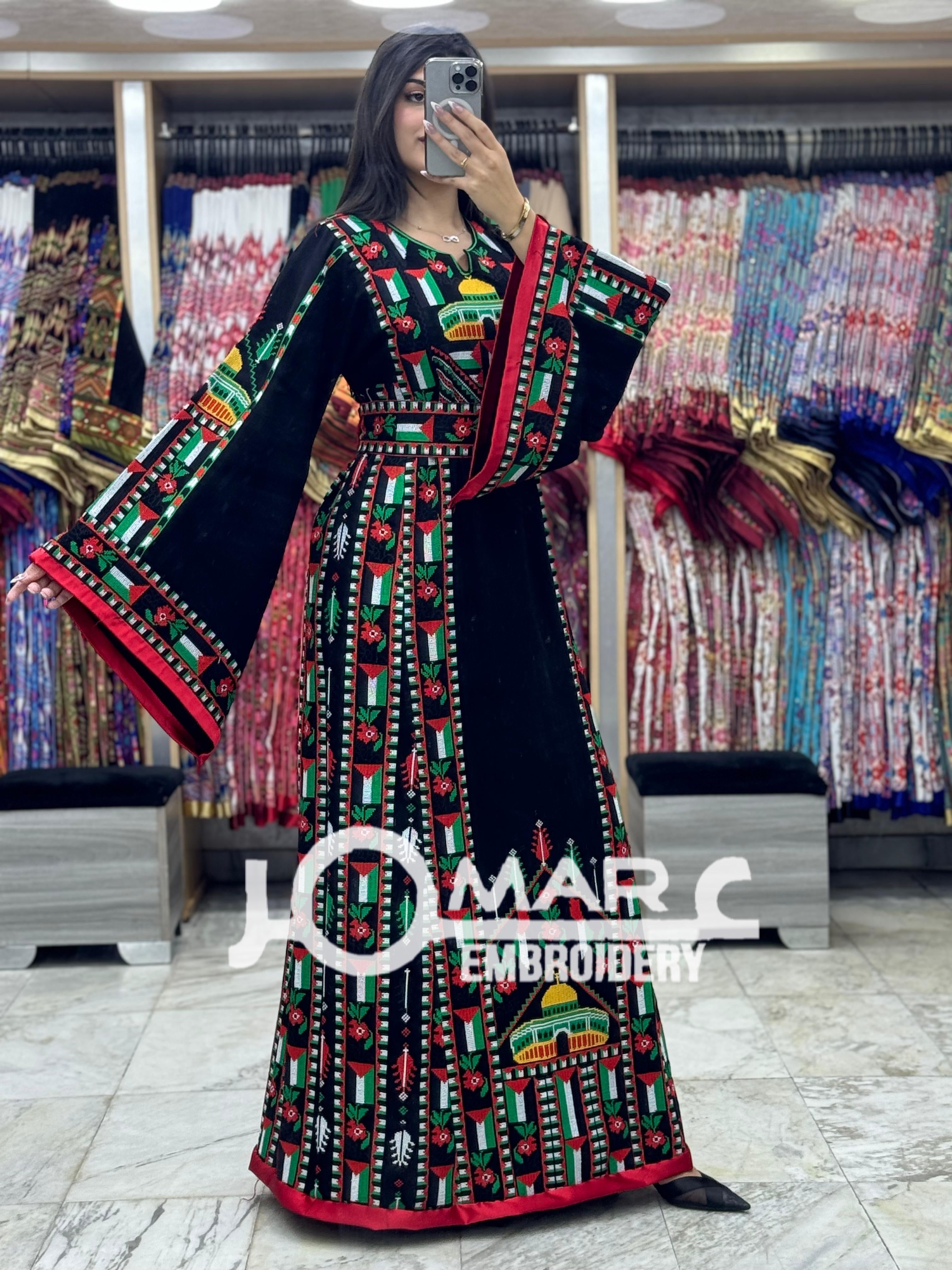 Black Palestinian Embroidery Delicate with Stone Embroidery Thobe
