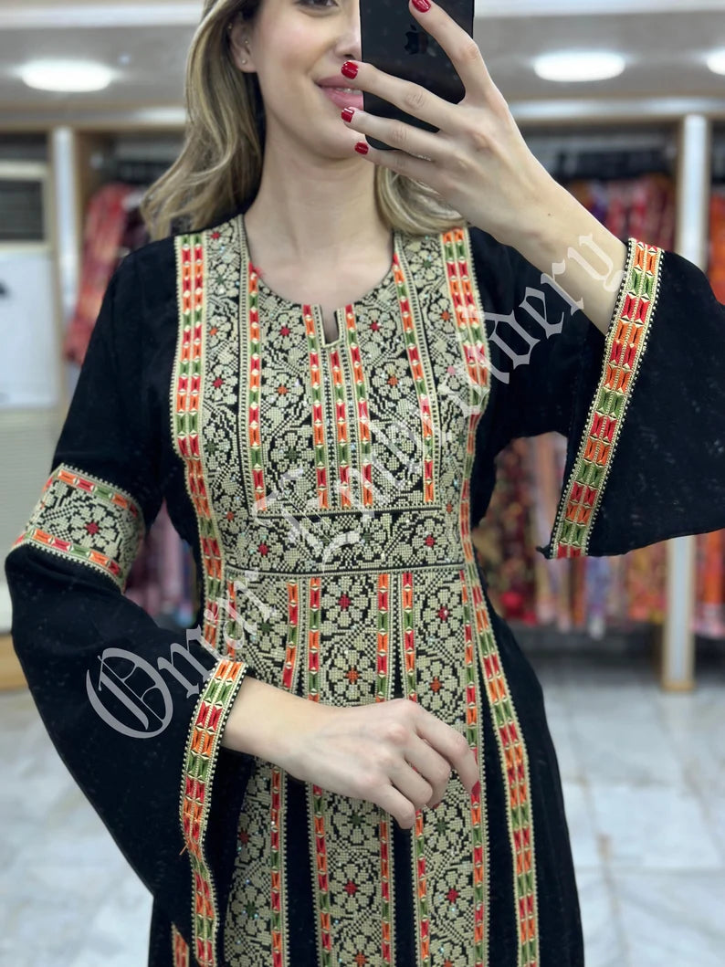Palestinian thobe Tatreez Embroidered Traditional Palestinian Arabic Dress