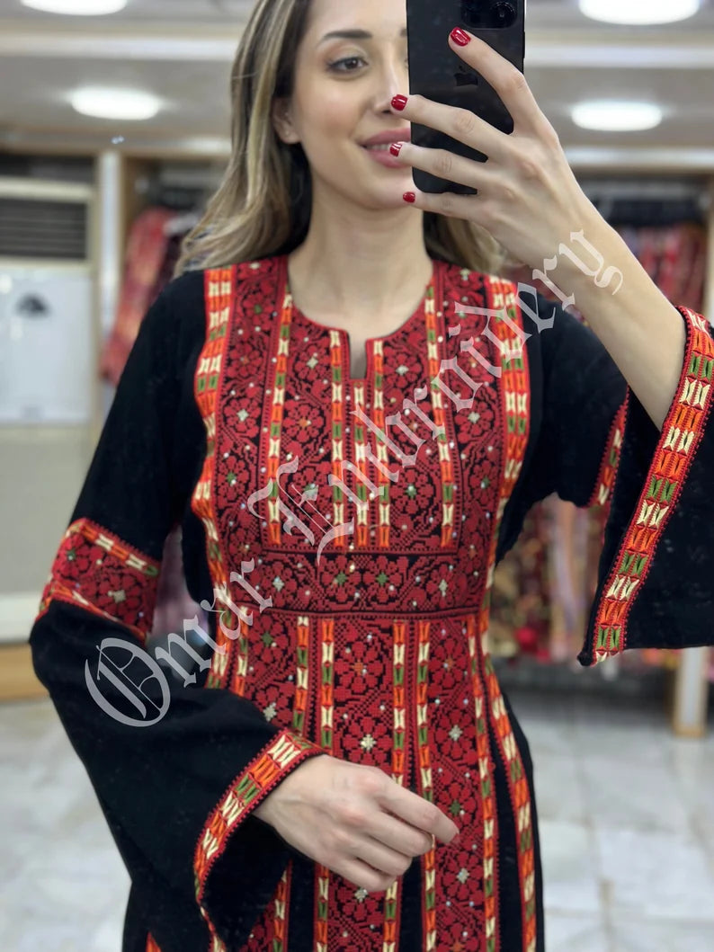 Palestinian thobe Tatreez Embroidered Traditional Palestinian Arabic Dress