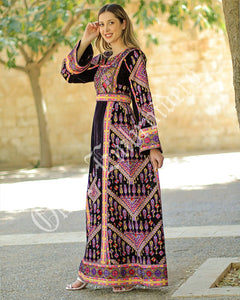 Palestinian thobe Vlevet Tatreez Embroidered Traditional Palestinian Arabic Dress ثوب مخمل