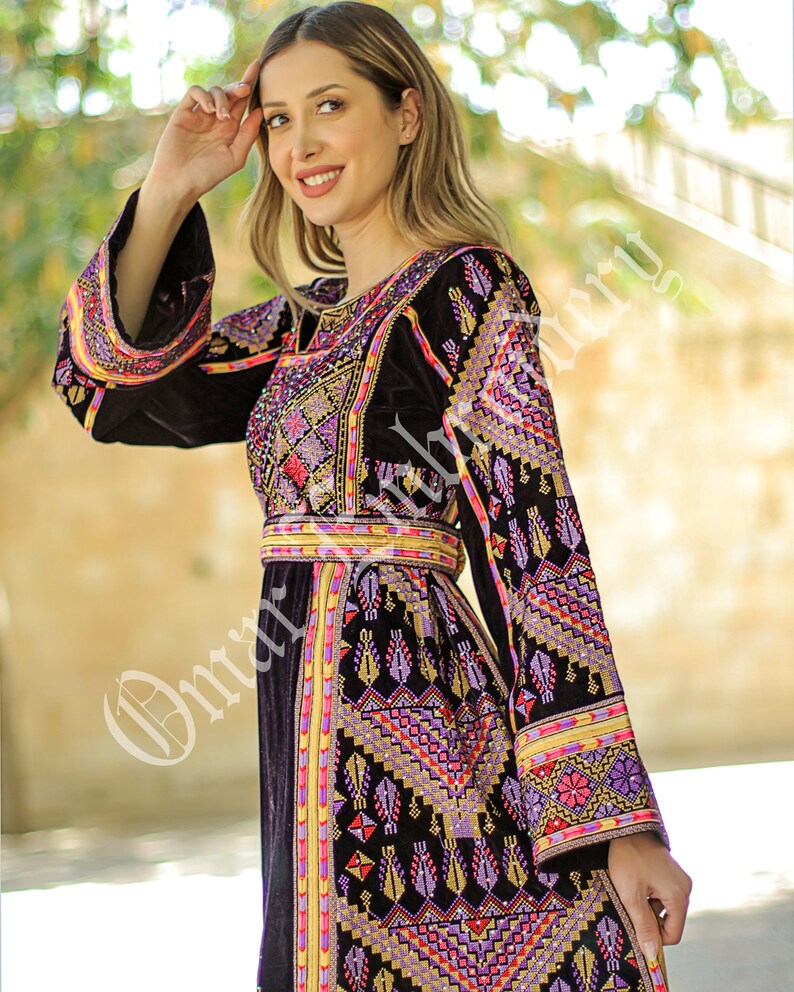 Palestinian thobe Vlevet Tatreez Embroidered Traditional Palestinian Arabic Dress ثوب مخمل