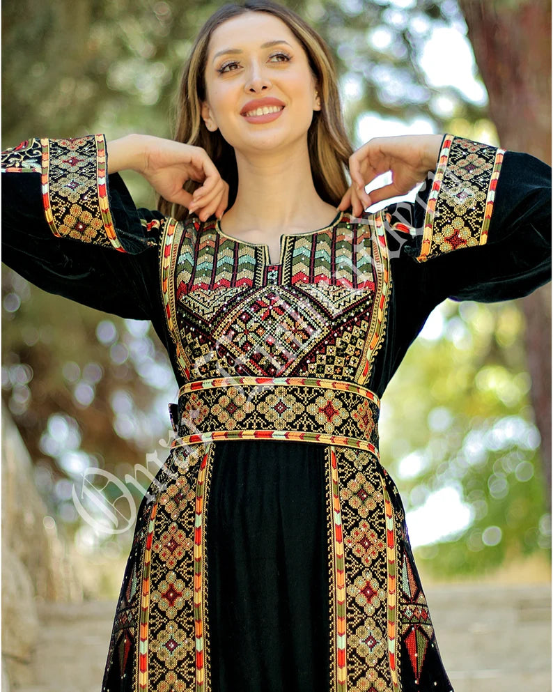 Palestinian thobe Vlevet Tatreez Embroidered Traditional Palestinian Arabic Dress ث