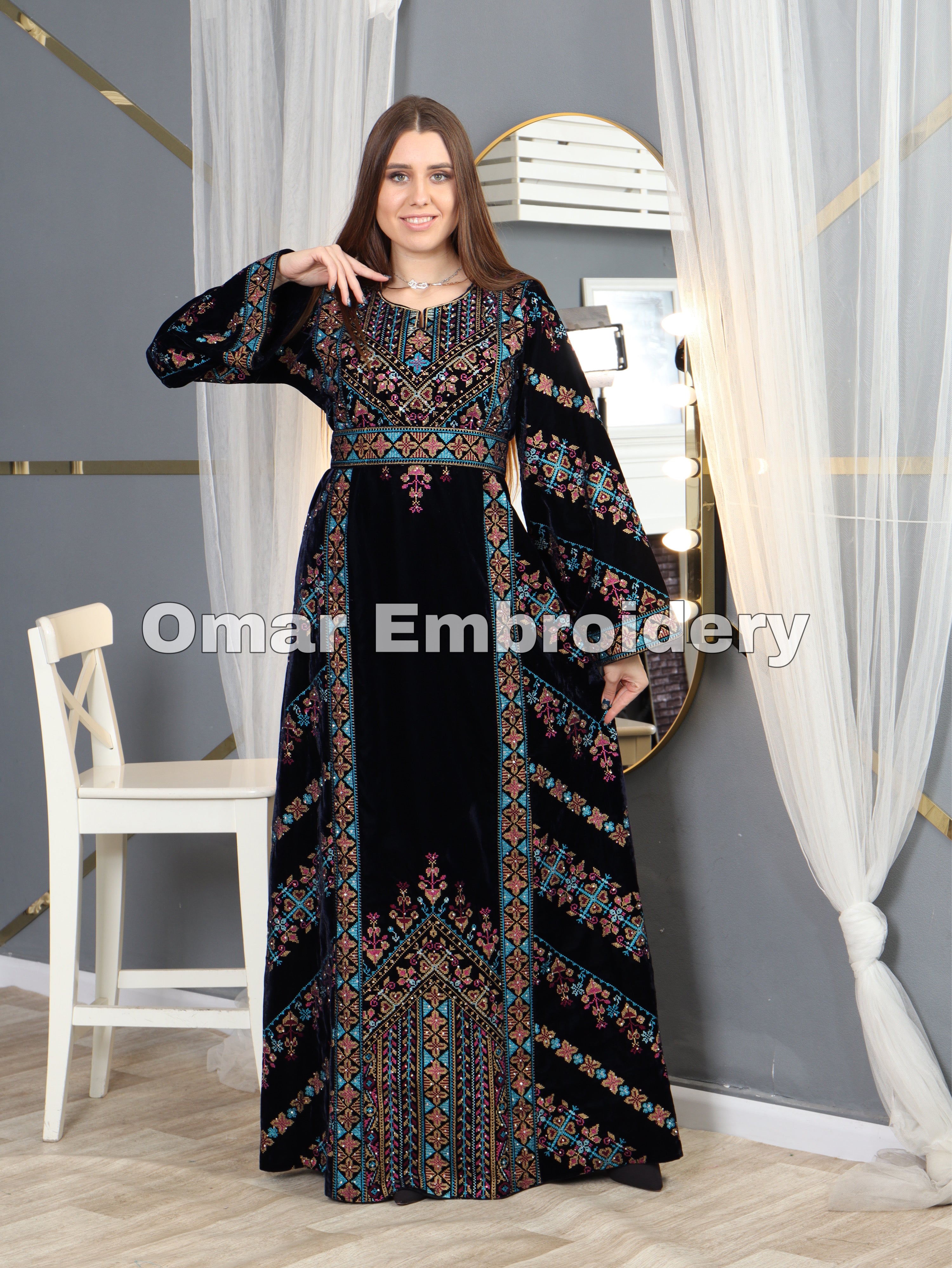 Simple Unique Navy Silk Velvet Embroidery Thobe