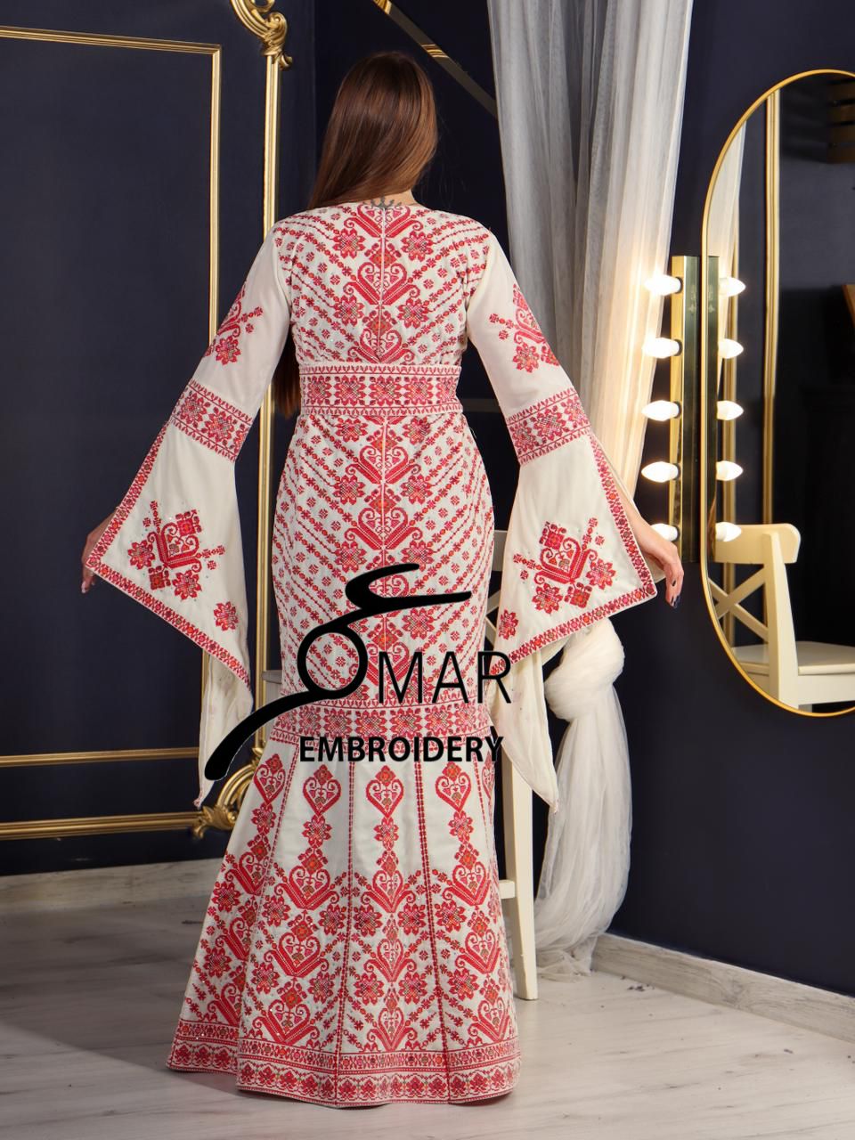 Cream Luxury Mermaid Red Embroidery Velvet Thoub