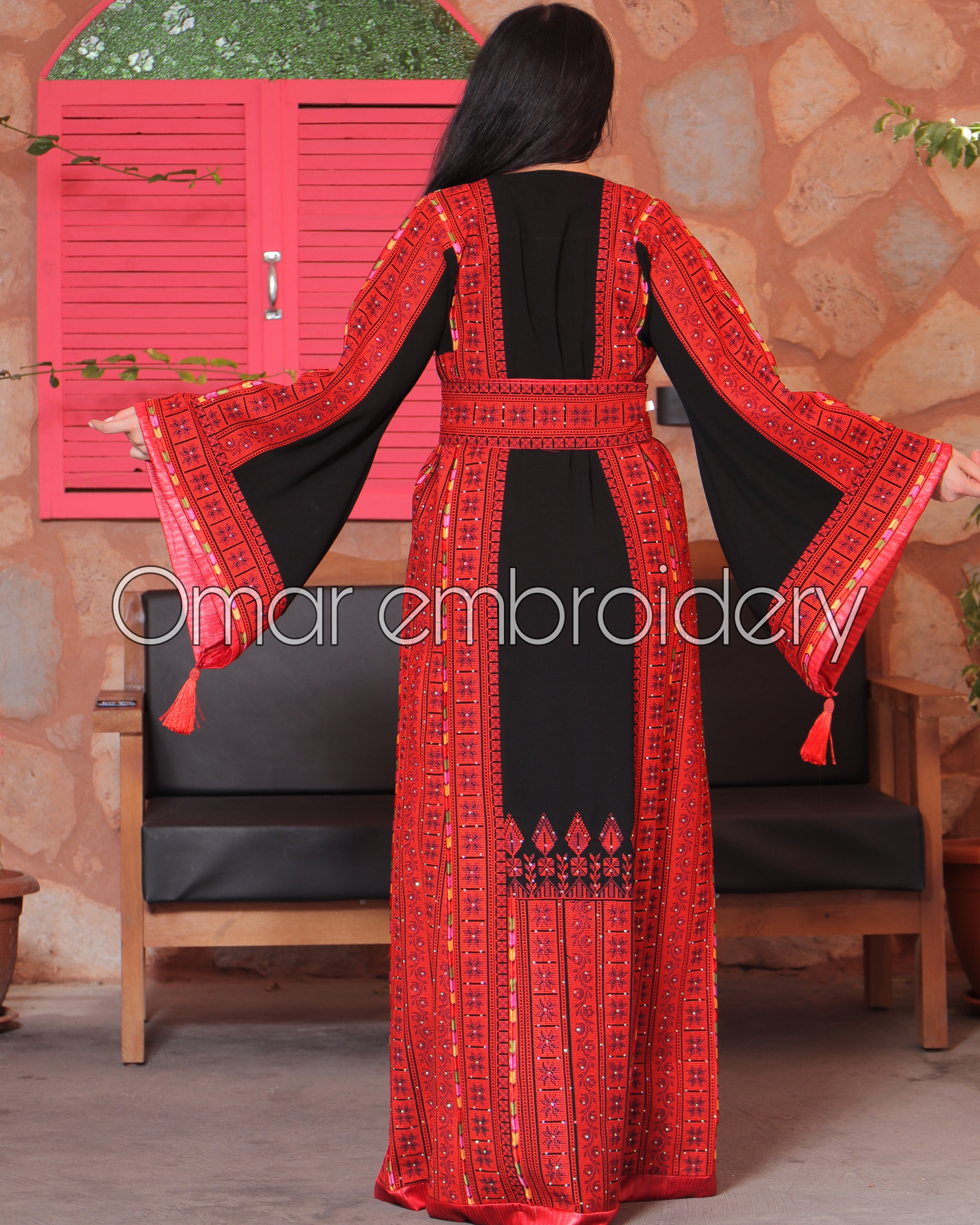 Traditional Thoub Embroidery Wide Sleeve Elegant with Reversible Belt