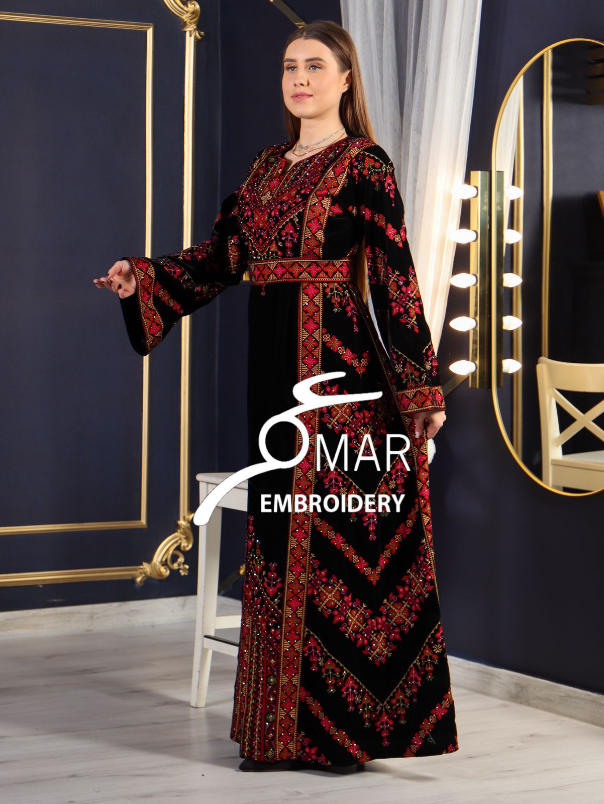 Simple Unique black Silk Velvet Beautiful Color Embroidery Thobe