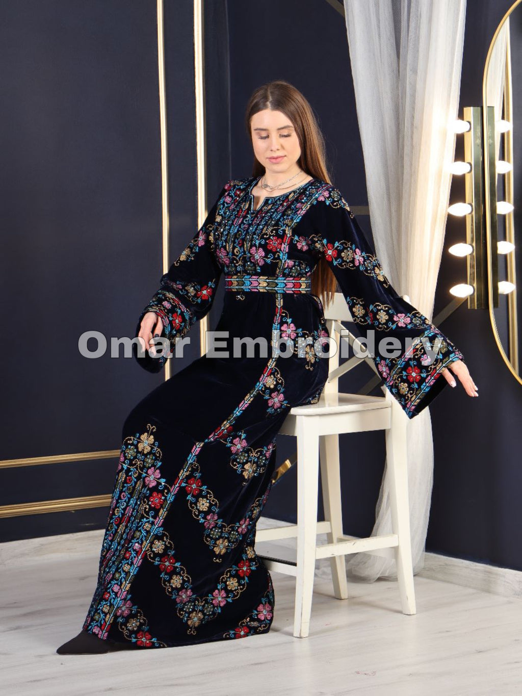 Simple Unique Navy Silk Velvet Embroidery Thobe
