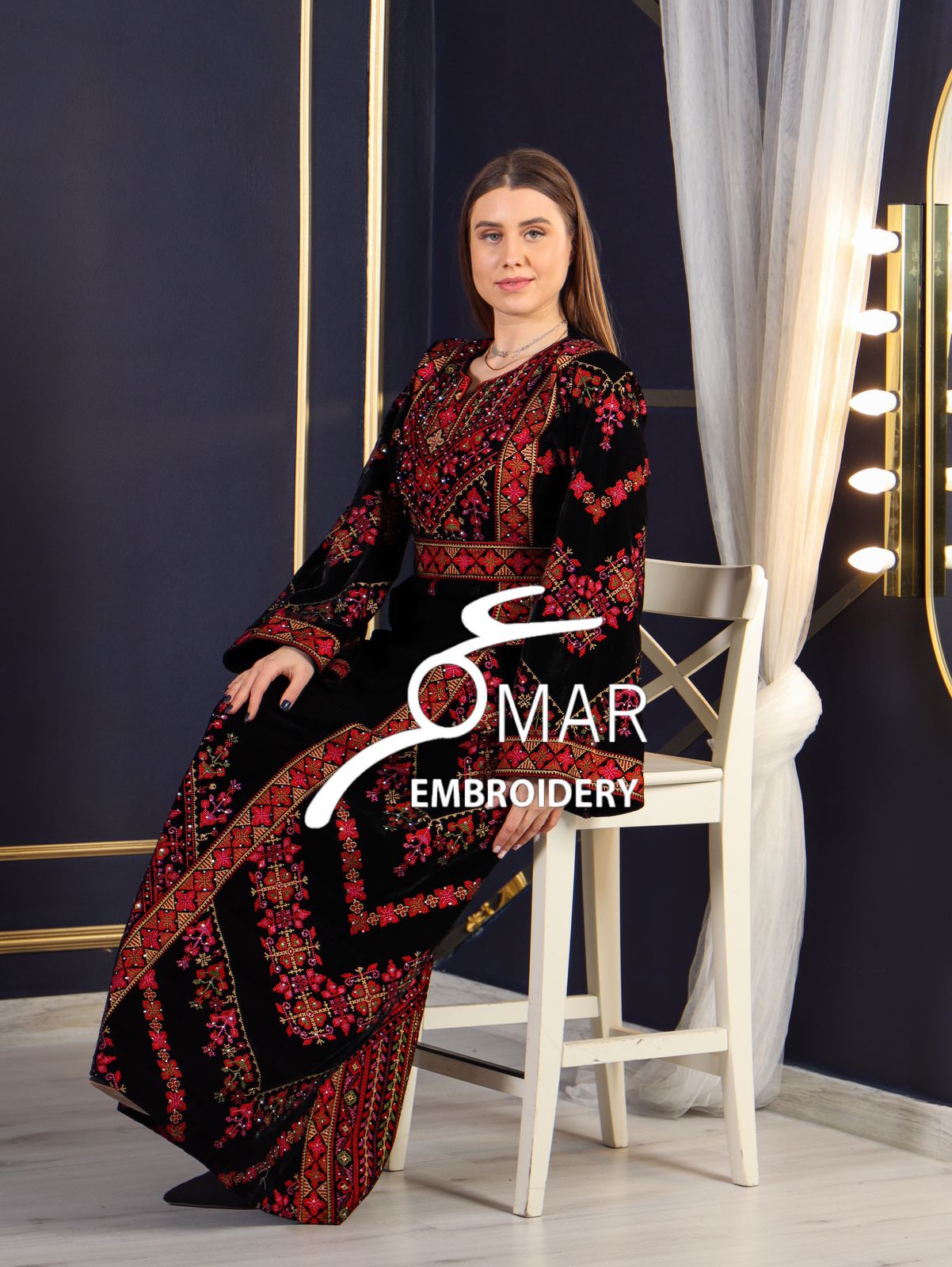 Simple Unique black Silk Velvet Beautiful Color Embroidery Thobe