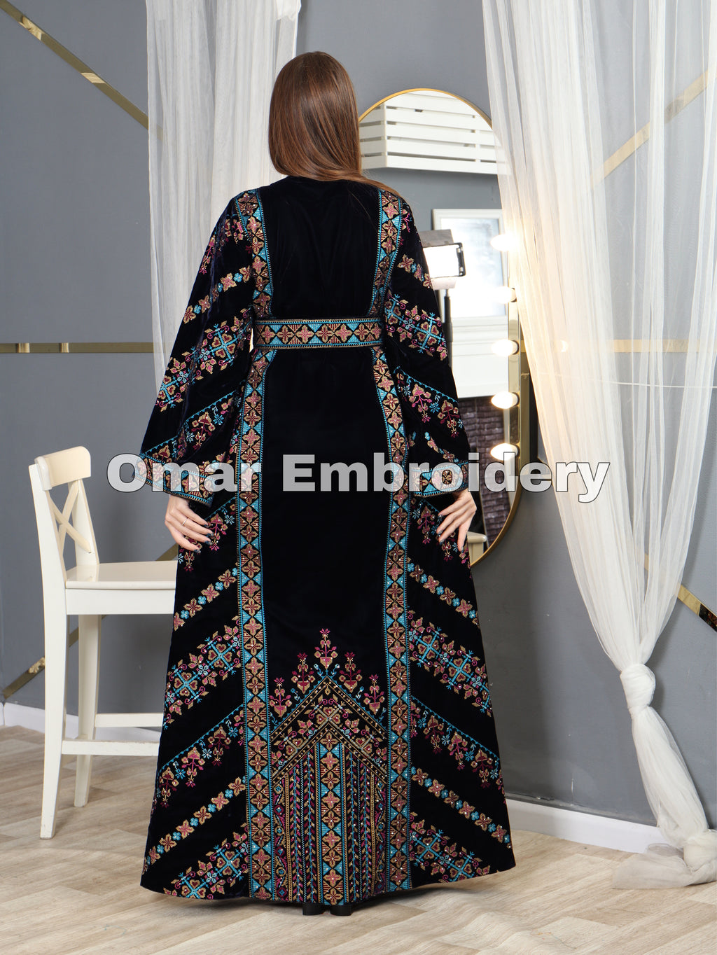 Simple Unique Navy Silk Velvet Embroidery Thobe