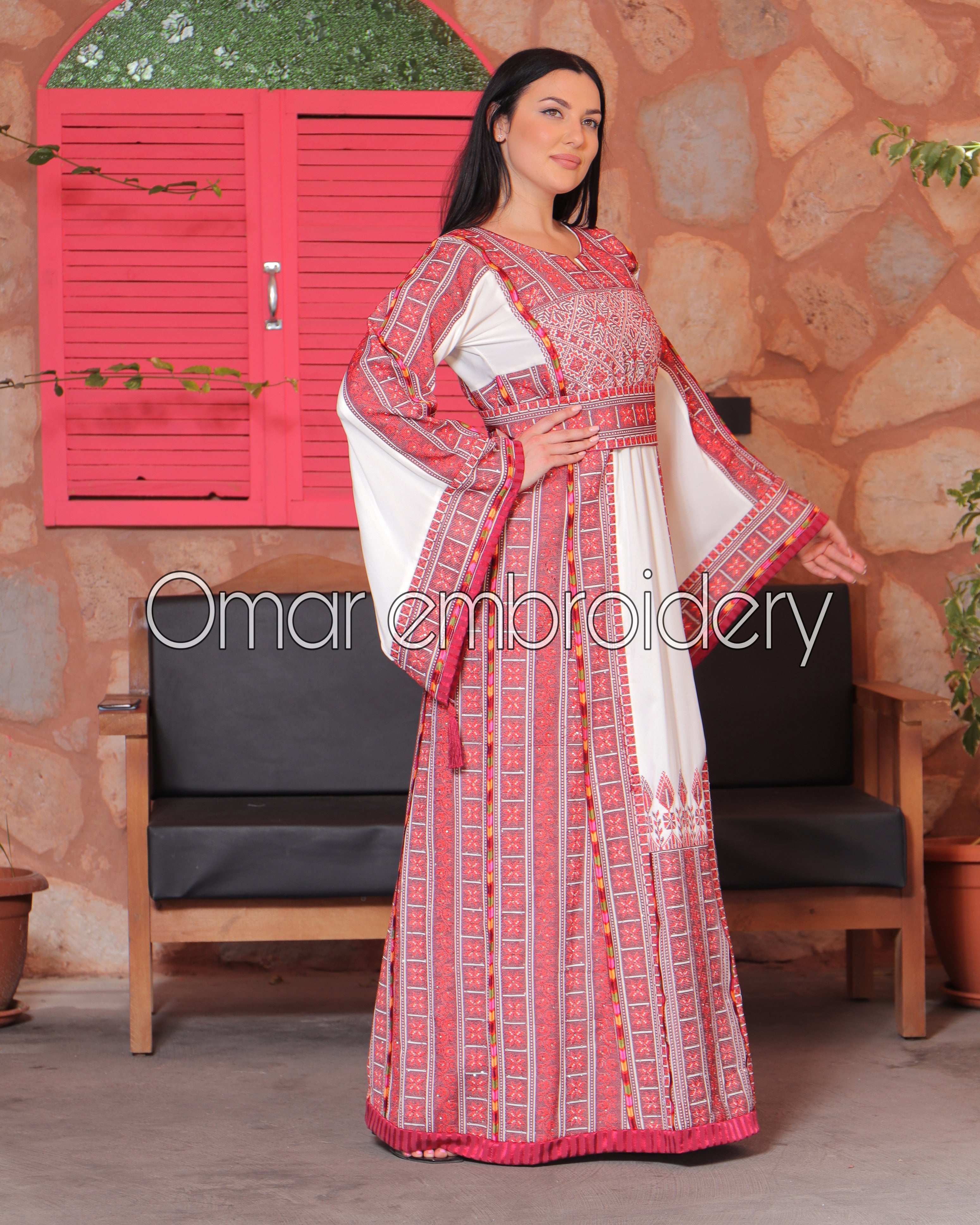 Traditional  Thoub Embroidery Wide Sleeve Elegant with Reversible Belt